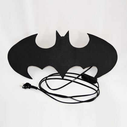 Dziecięca lampka Batman w skandynawskim stylu